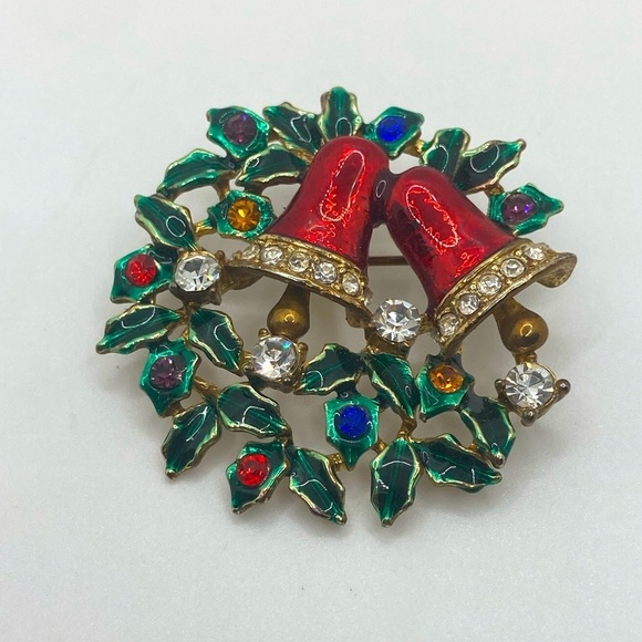Vtg Gold Gold Tone Metal & Enamel Christmas Wreath Brooch 1.6” - Picture 1 of 5